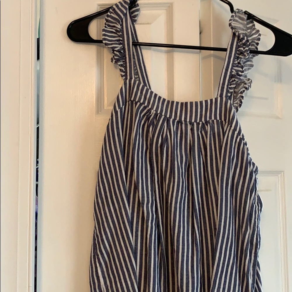 Ruffle tank